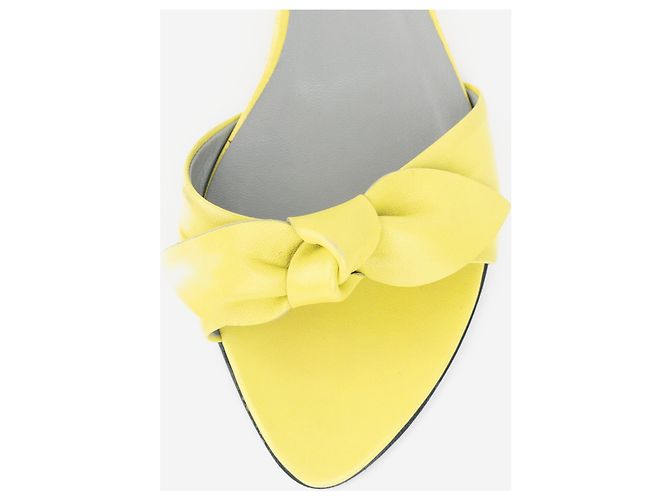 Sandálias de salto plataforma Miu Miu 2000s Bow Wedge Mule Heels Amarelo - vista 7