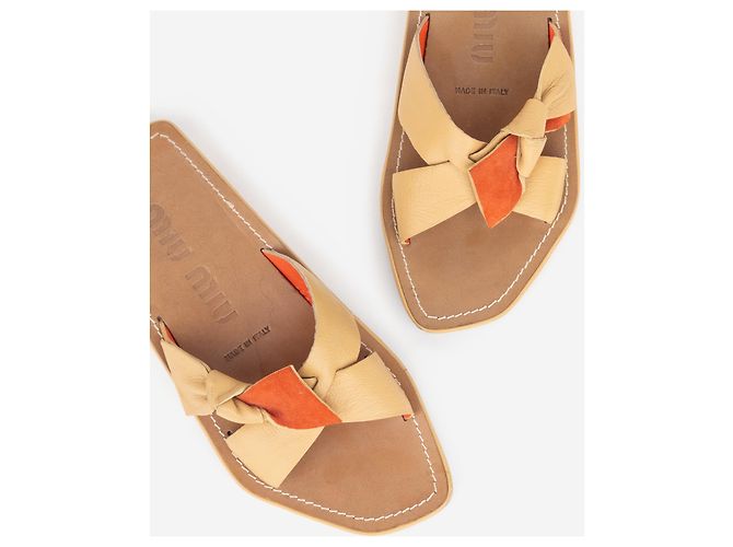 Sandali Miu Miu 2000s Angular Ribbon Slides Beige - vista 2