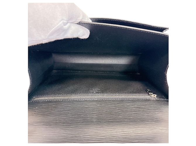 Borsa a tracolla Louis Vuitton M52792 Monceau 28 in pelle Epi Nero - vista 11