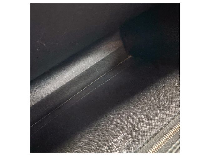 Borsa a tracolla Louis Vuitton M52792 Monceau 28 in pelle Epi Nero - vista 9