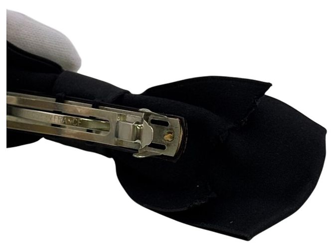 Fermaglio CHANEL Ribbon Logo Coco Mark Nero - vista 3