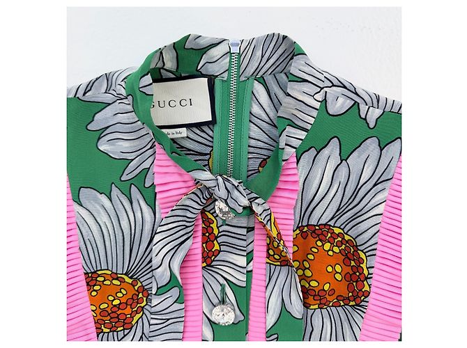 Vestido de seda Gucci Alessandro Michele Estampado Margaritas Primavera 2017 Rosa Blanco Verde - vista 8