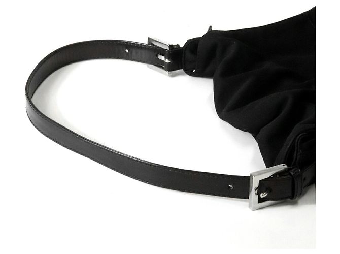 Borsa a Spalla Fendi Mamma Bucket Nero - vista 6