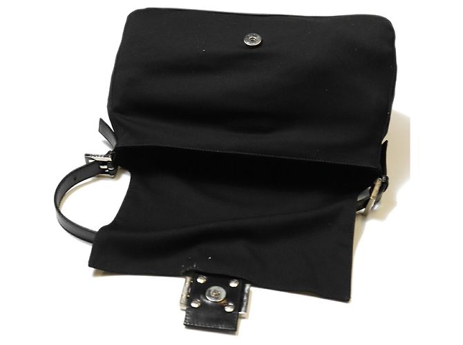 Borsa a Spalla Fendi Mamma Bucket Nero - vista 8