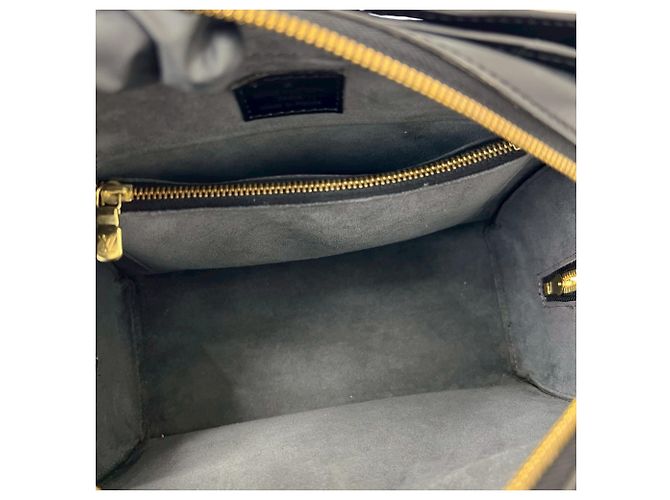 Borsa Louis Vuitton Pont Neuf in pelle Epi Nero - vista 9