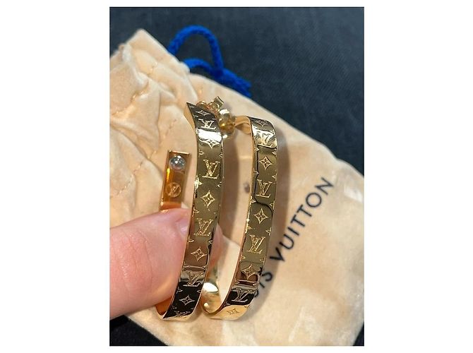 Louis Vuitton Orecchini a cerchio Monogram in oro D'oro - vista 3