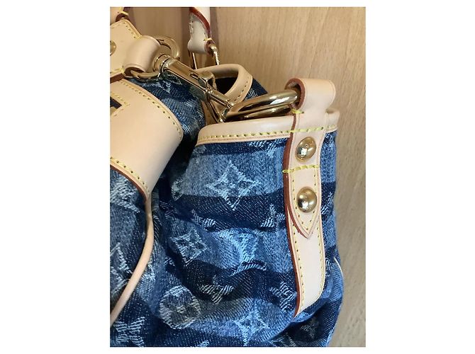 Louis Vuitton Keepall Bandouliere 50 Monogram Denim Blu Beige - vista 13