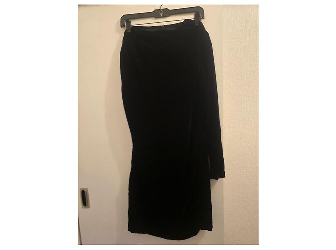 Massimo Dutti schwarzes Samt-Maxikleid - Ansicht 3