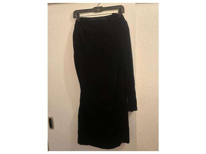 Massimo Dutti schwarzes Samt-Maxikleid - Ansicht 4