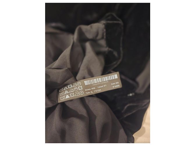 Massimo Dutti schwarzes Samt-Maxikleid - Ansicht 8