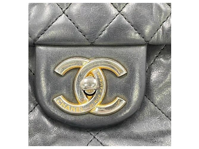 Timeless Borsa a tracolla Chanel Classic Jumbo in pelle trapuntata nera Nero - vista 16