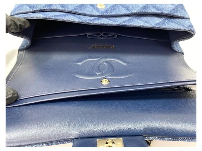 Borsa a tracolla Chanel 25 blu - vista 12