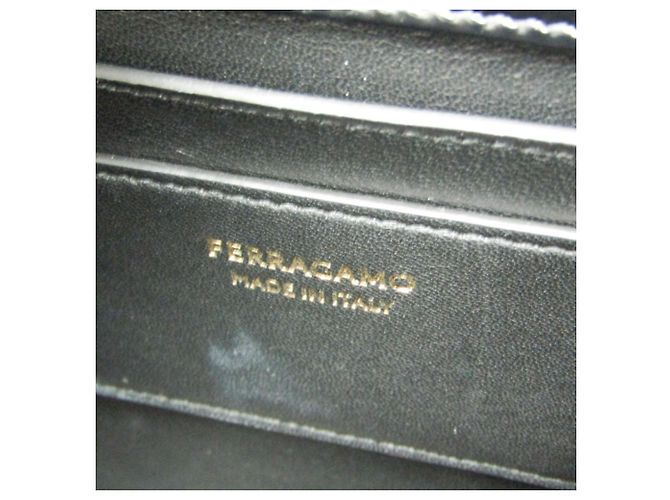 Borsa Salvatore Ferragamo Gancini Wanda DH-21 Nero - vista 9