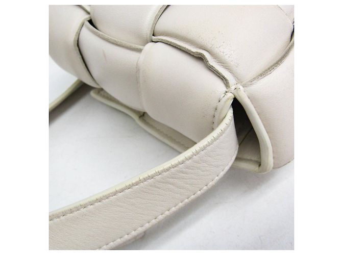 Borsa a Spalla Bottega Veneta Intrecciato Padded Cassette Bianco sporco - vista 11