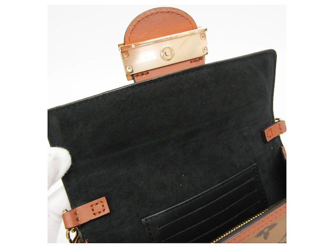 Louis Vuitton Monogram Reverse Dauphine Chain Wallet M68746 Marrone Beige - vista 13