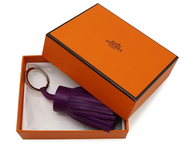 Hermès Llavero Hermes Carmen en piel Agneau Milo morado Púrpura - vista 7