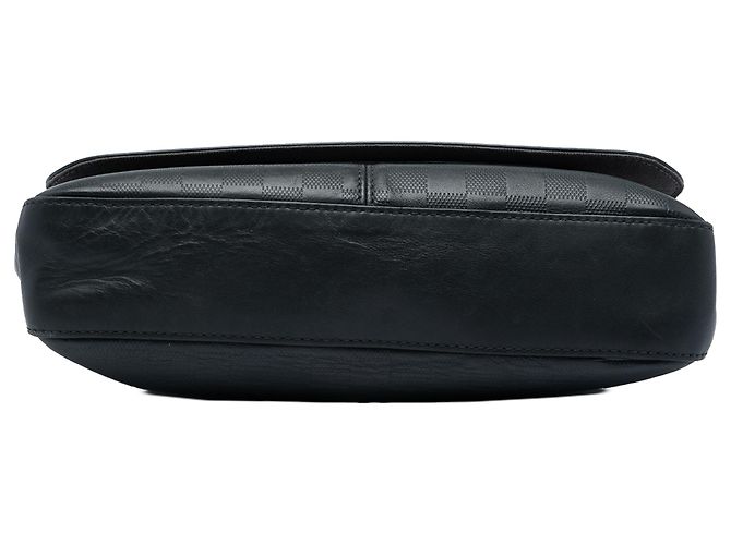 Louis Vuitton Nero Damier Infini District - vista 3