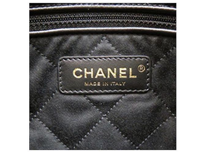 Chanel 22 Rucksack aus gestepptem glänzendem Kalbsleder Schwarz Large - Ansicht 7