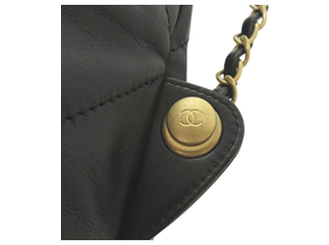 Chanel 22 Rucksack aus gestepptem glänzendem Kalbsleder Schwarz Large - Ansicht 8