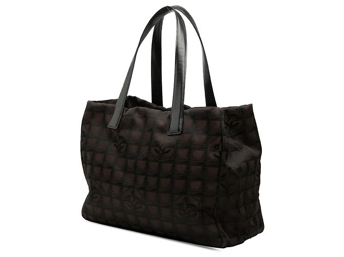 Tote in nylon Chanel Brown New Travel Line Marrone Marrone scuro - vista 2
