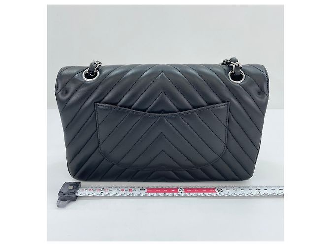 Borsa a tracolla Chanel Matelassé nera Nero - vista 4
