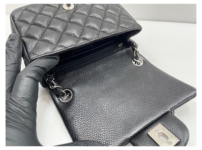 Borsa a Spalla Chanel Mini Matelassé Nero - vista 9