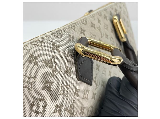 Borsa lunga Louis Vuitton Alma in Khaki Cachi - vista 13