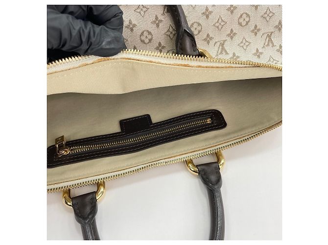 Borsa lunga Louis Vuitton Alma in Khaki Cachi - vista 14