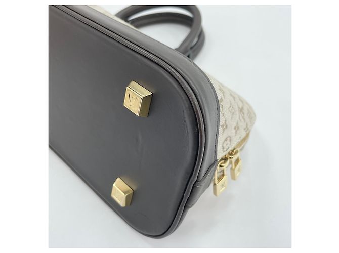 Borsa lunga Louis Vuitton Alma in Khaki Cachi - vista 8