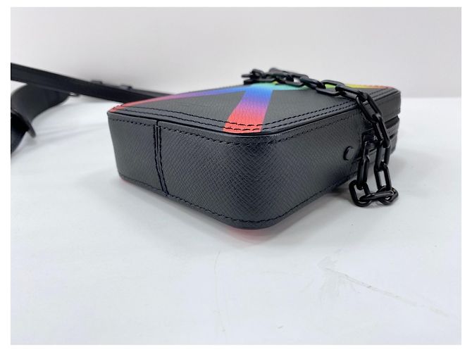 Borsa a tracolla Louis Vuitton Danube Messenger Nero - vista 7