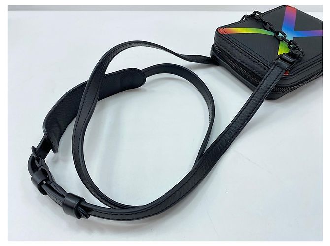 Borsa a tracolla Louis Vuitton Danube Messenger Nero - vista 8