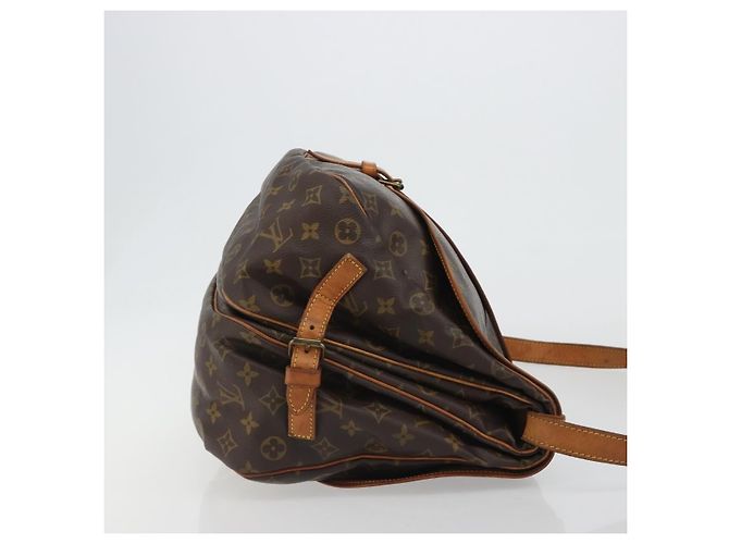 Louis Vuitton Saumur Monogram Canvas 35 Marrone - vista 3