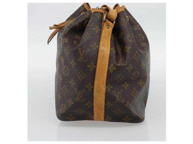 Louis Vuitton Petit Noe Monogram Canvas Marrone - vista 4