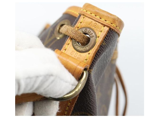 Louis Vuitton Petit Noe Monogram Canvas Marrone - vista 6