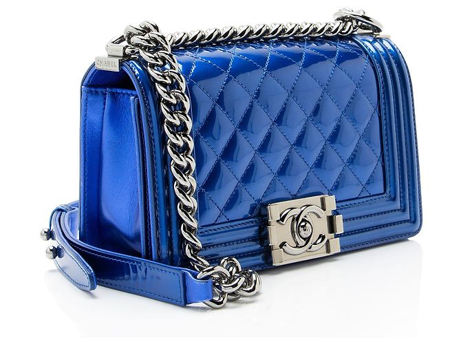 Borsa Boy Small in vernice metallizzata Chanel Blu - vista 2