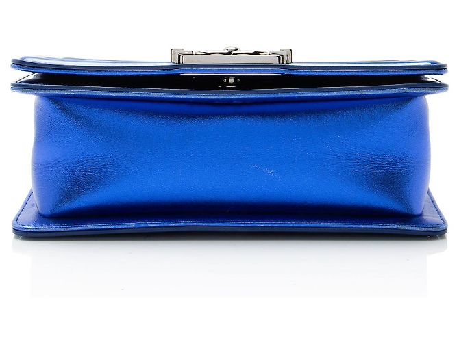 Borsa Boy Small in vernice metallizzata Chanel Blu - vista 4