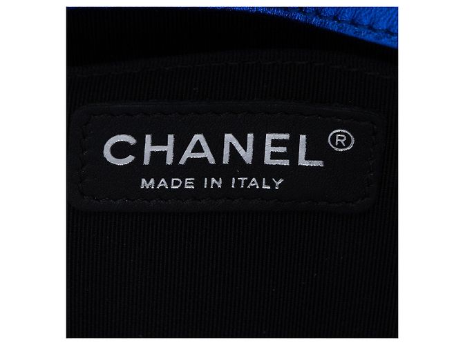 Borsa Boy Small in vernice metallizzata Chanel Blu - vista 8