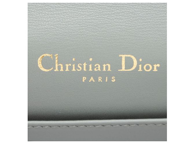 Cartera Lady Dior Cannage en piel charol con cadena Gris - vista 8