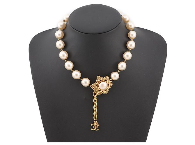 Chanel Faux Pearl Necklace White Golden - view 4