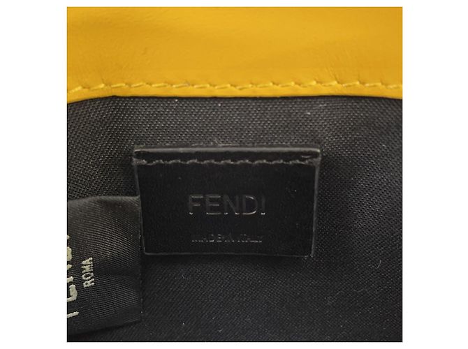 Pochette Micro Flat Baguette in pelle gialla Fendi Giallo - vista 12