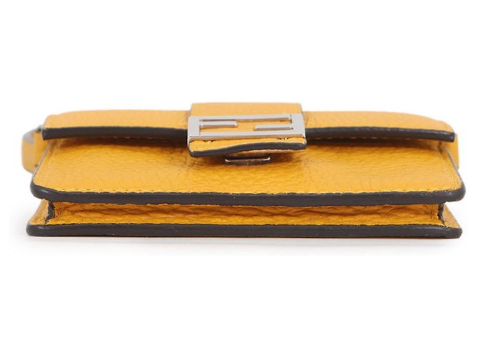 Pochette Micro Flat Baguette in pelle gialla Fendi Giallo - vista 3