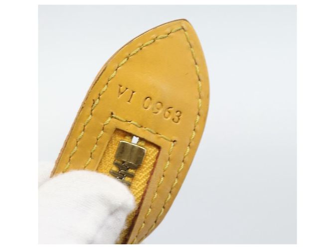 Louis Vuitton Saint Jacques Epi Leather GM Giallo - vista 7