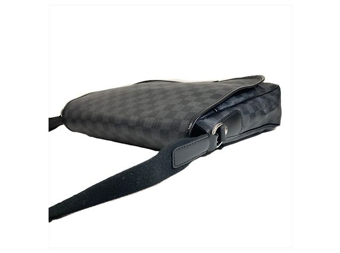 Borsa a Spalla Louis Vuitton Daniel MM Nero - vista 3