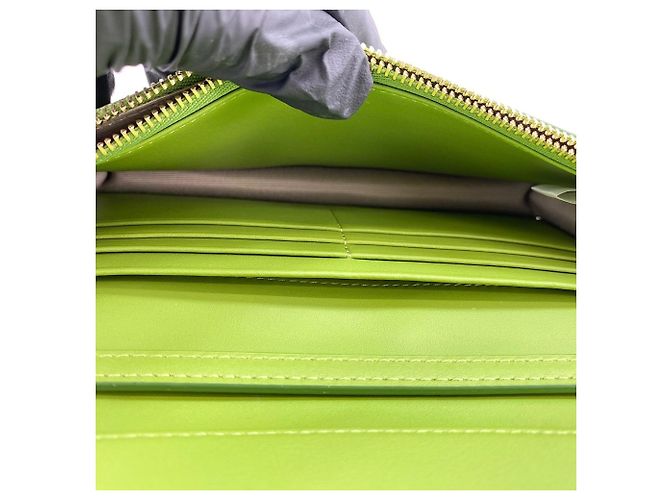 Pochette 2-Way MCM in verde - vista 8