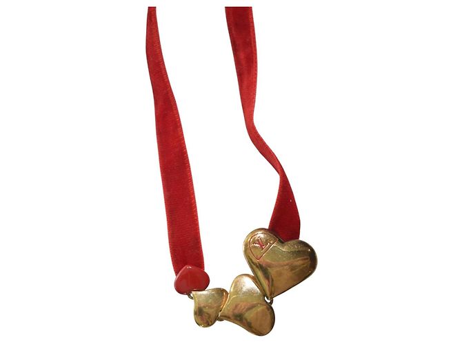 Louis Vuitton Collana Choker Sweet Monogram Cuore in Velluto Rosso D'oro - vista 4