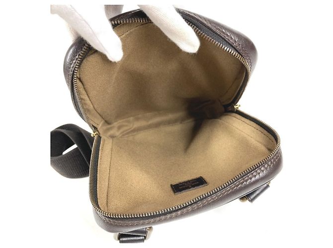 Louis Vuitton M92534 Utah Irokuwa Bag Marrone - vista 11