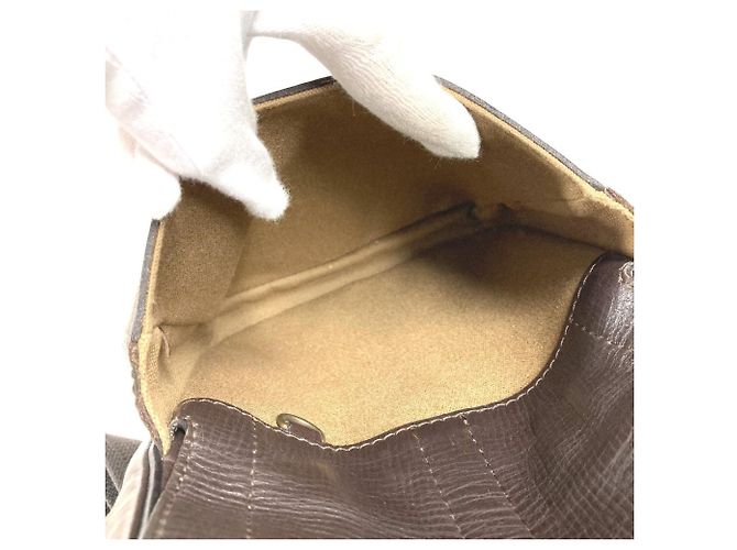Louis Vuitton M92534 Utah Irokuwa Bag Marrone - vista 12