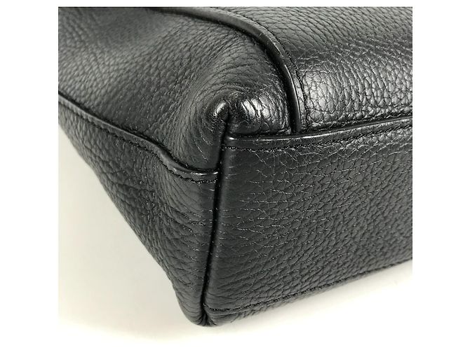 Borsa Louis Vuitton in pelle Taurillon Dorian Nero - vista 7