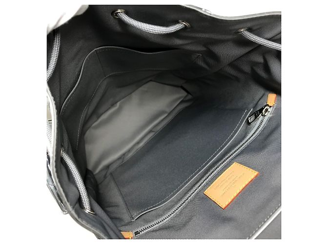 Louis Vuitton Monogram Mirror Rucksack PM Silber - Ansicht 11