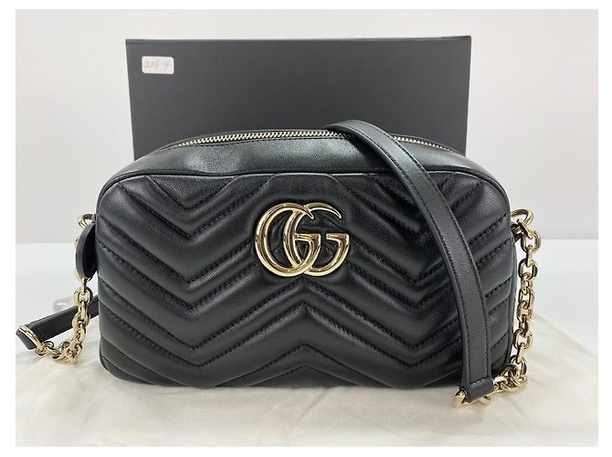 Borsa a tracolla Gucci GG Marmont in nero - vista 11